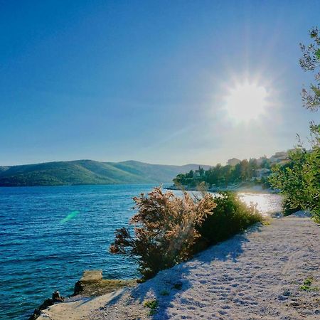 Rosette Apartment Seget Vranjica Bagian luar foto